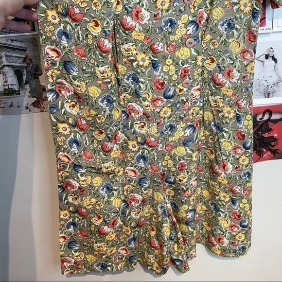 VINTAGE 90S FLORAL COTTAGECORE ASYMMETRICAL BUTTON FRONT SHORT SLEEVE ROMPER 6 - Picture 5 of 10